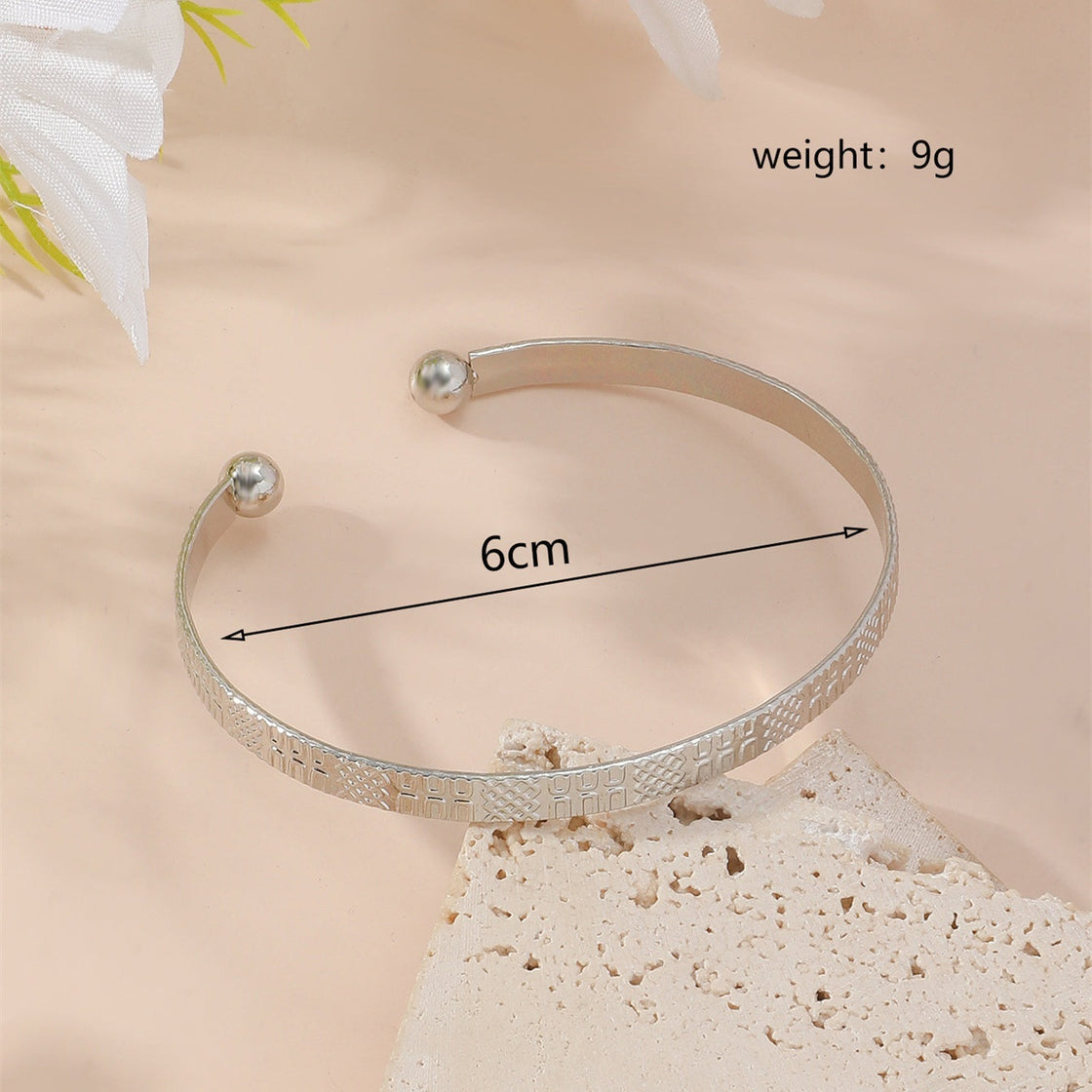 Metal Twist Geometric Knot Winding Hollow Open-end High-grade Light Luxury Personality Fashion Ladies' Bracelet